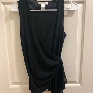 White House | Black market top